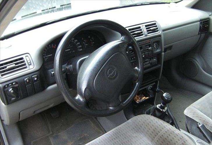 Opel vectra a 2.0i billede 18