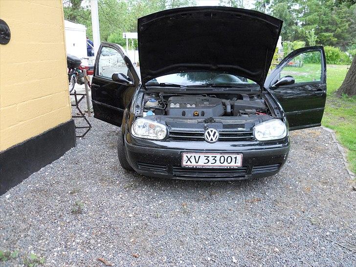 VW golf totalt skadet r.i.p. 24/11/11 billede 10