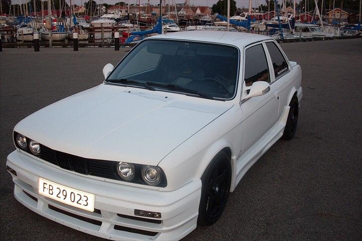 BMW E30 320i solgt billede 6