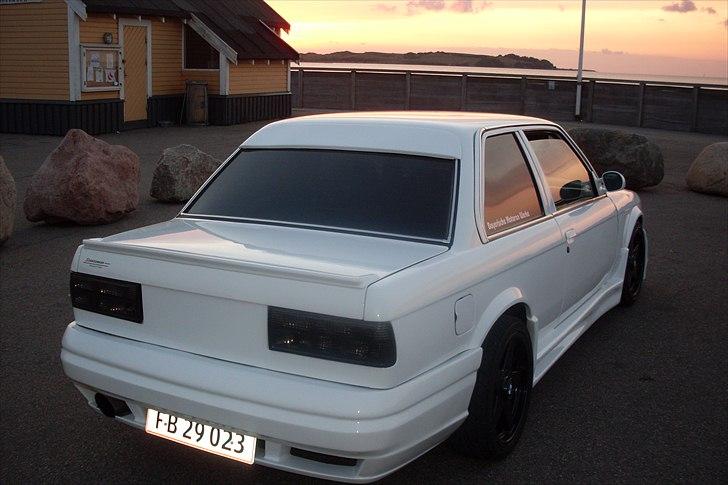 BMW E30 320i solgt billede 9