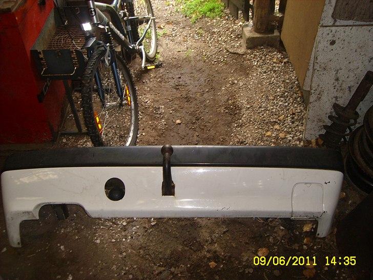 VW Golf II - Infarvet G60 kofanger med aftaglig træk. De/den er ikke sat på bilen endnu da de/den lige er købt fornylig. billede 16