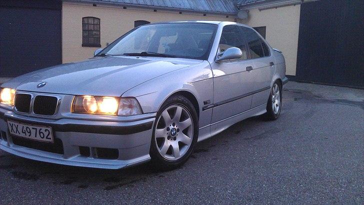 BMW e36 billede 1