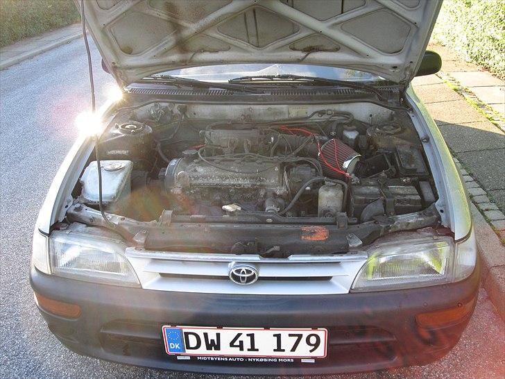 Toyota Corolla 1,3 xli billede 2