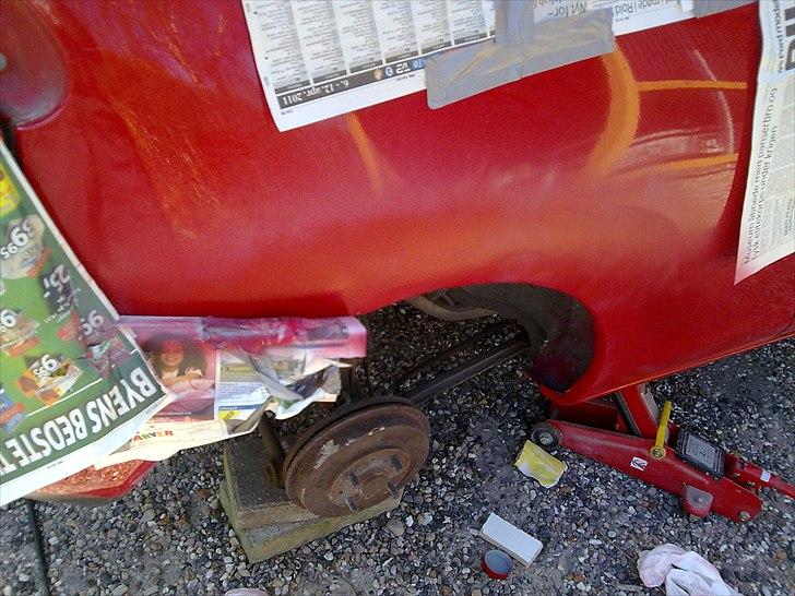 Mazda 323C billede 4