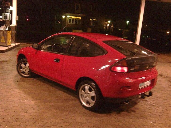 Mazda 323C billede 7