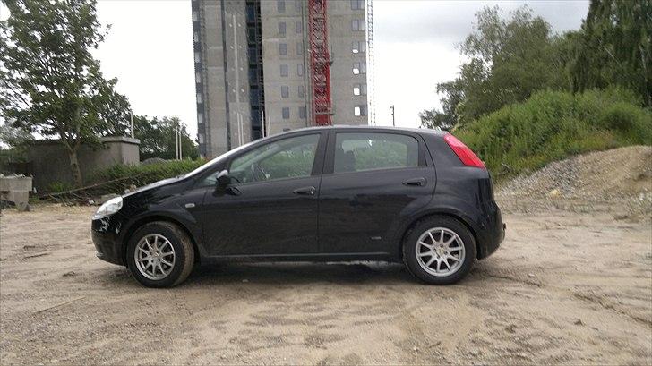 Fiat Grande Punto (1,3 JTD 75 Active ) billede 1