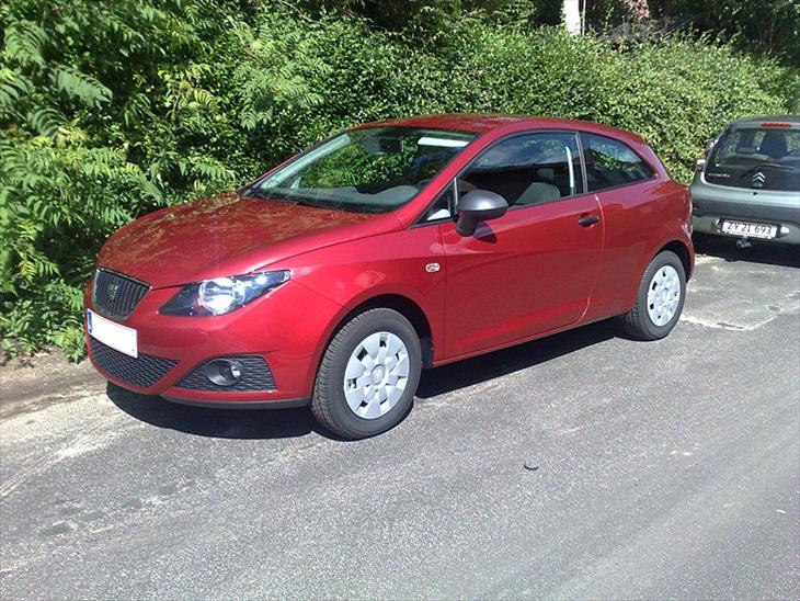 {{currentPhoto.altText}} billede {{currentPhoto.number}}