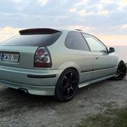 Honda civic 1,6 VTI 