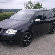 VW TOURAN 2,0 TDI DSG (solgt)