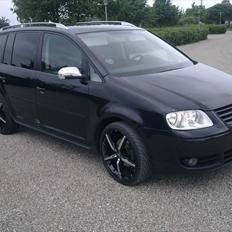 VW TOURAN 2,0 TDI DSG (solgt)