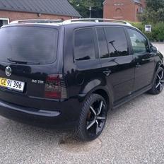 VW TOURAN 2,0 TDI DSG (solgt)