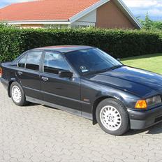 BMW 320i e36