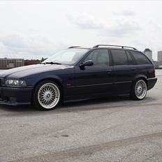 BMW e36 328  touring.