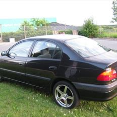 Toyota Avensis 1,6 SD Terra Solgt!!