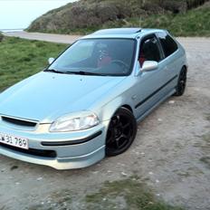 Honda civic 1,6 VTI 