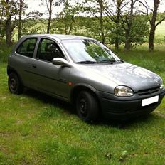 Opel Corsa B 1.4i **SOLGT**