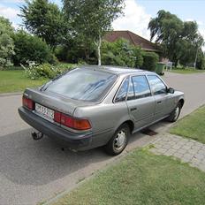 Toyota Carina II