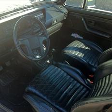 VW golf 1 cabriolet (SOLGT)