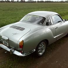 VW Karmann Ghia