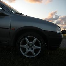 Opel corsa  b 1,4 i - nz 