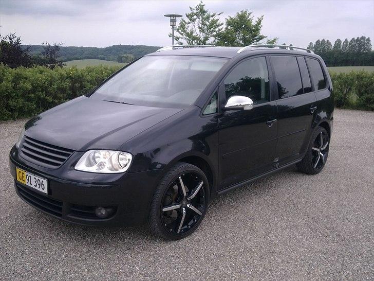 VW TOURAN 2,0 TDI DSG (solgt) billede 1