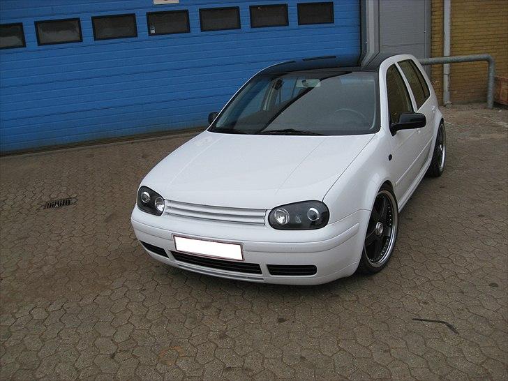 VW golf 4 - efter omlakering billede 1