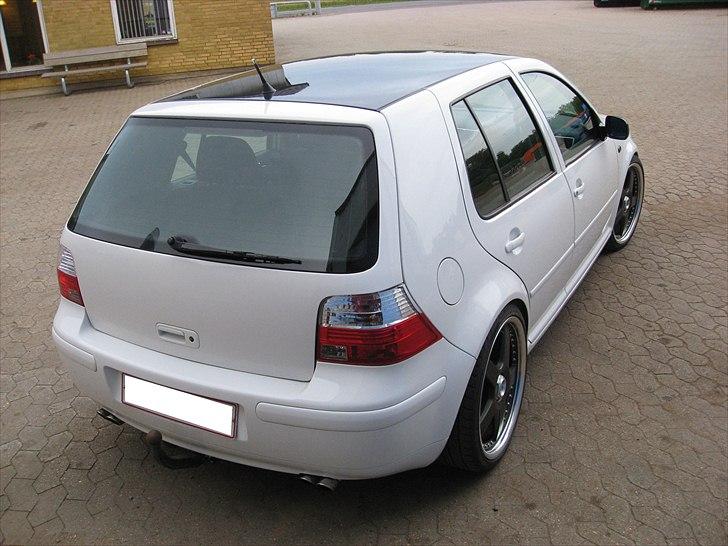 VW golf 4 - efter omlakering billede 2