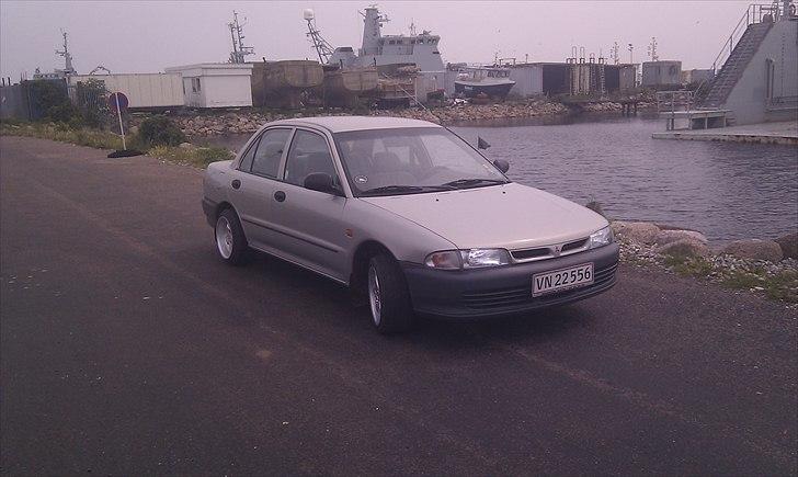 Mitsubishi Lancer gli totalskadet billede 12