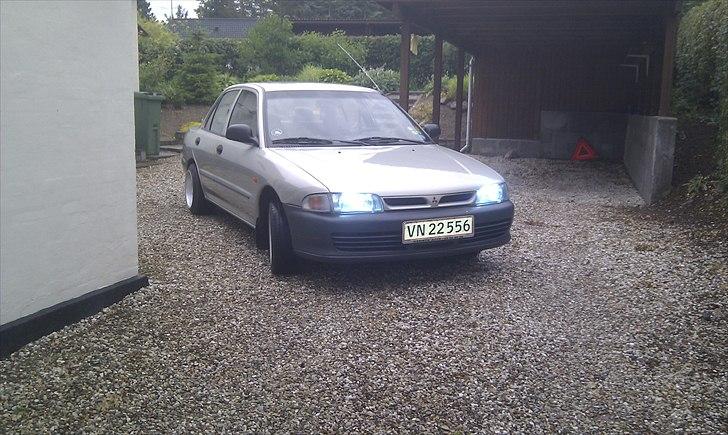 Mitsubishi Lancer gli totalskadet billede 16