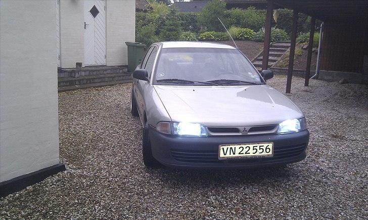 Mitsubishi Lancer gli totalskadet billede 17