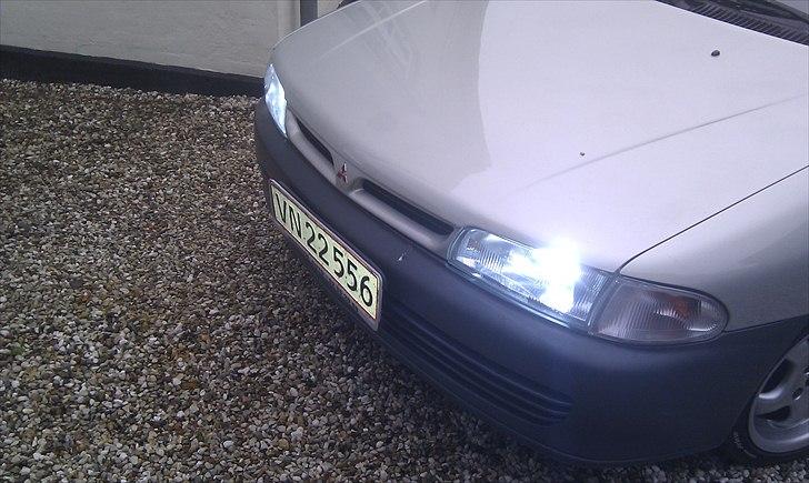 Mitsubishi Lancer gli totalskadet billede 2