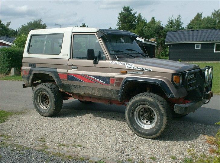 Toyota Land Cruiser LJ73 billede 2