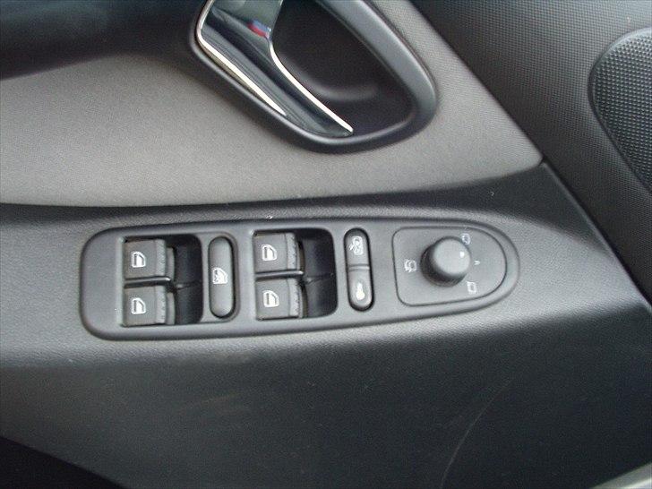 Seat Toledo 1.9 TDI PD 130 - SOLGT billede 15