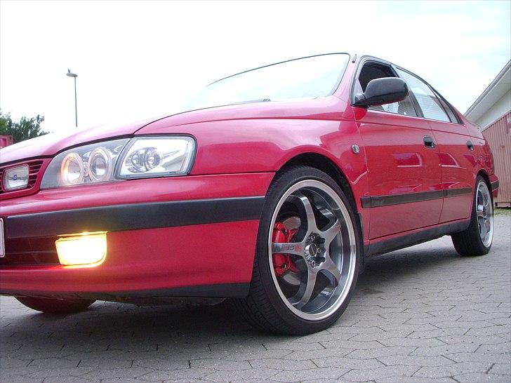 Toyota Carina E 1,6 Sli T19 billede 1