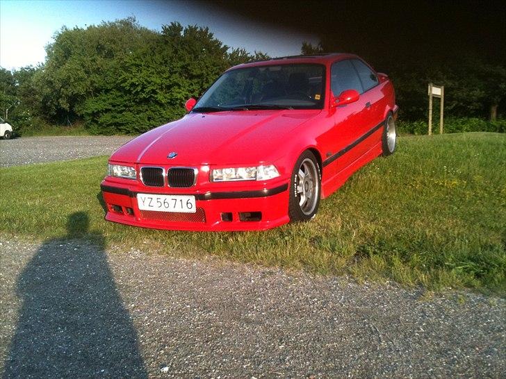 BMW 318 IS Coupé billede 3