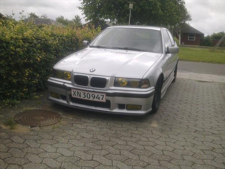 BMW 316i Compact billede 18