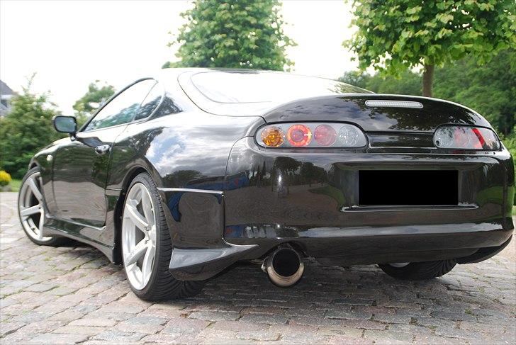 Toyota Supra MKIV JZA80 **SOLGT** - Blitz Nür Spec udstødning, rustfri hele vejen fra/med manifold, decat og mellemrør. Faceliftede baglygter. billede 16