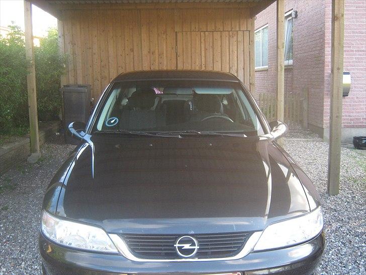 Opel Vectra B billede 1