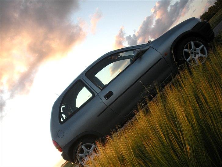 Opel corsa  b 1,4 i - nz  billede 7