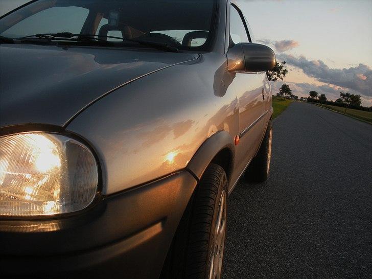 Opel corsa  b 1,4 i - nz  billede 13