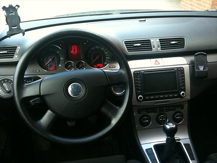 VW Passat Variant *SOLGT* billede 8