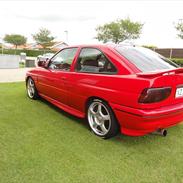 Ford Escort 1,8i 16v SPORT SOLGT