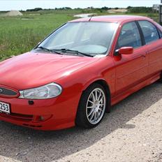 Ford Mondeo 2.5 V6 Ghia 