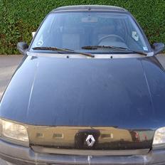 Renault Clio Mk 1. 1,4 "The Beast" "SOLGT"