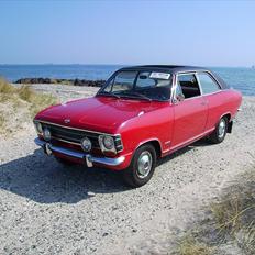 Opel Olympia A 1900S