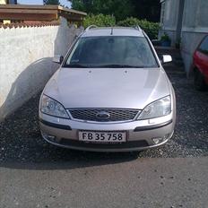 Ford Mondeo 