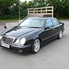 Mercedes Benz E 220 CDI aut.