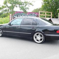 Mercedes Benz E 220 CDI aut.