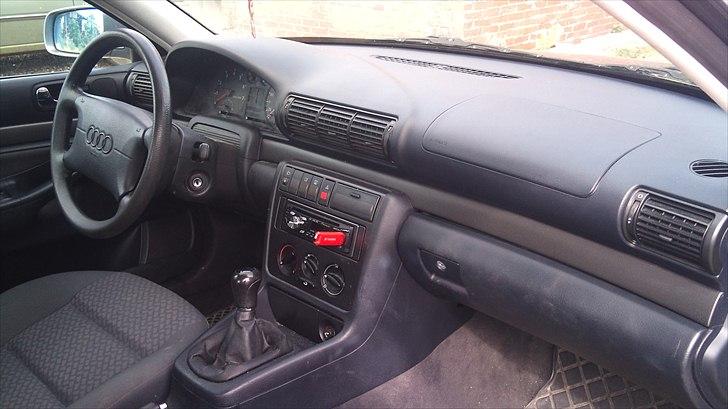 Audi A4 B5 Limousine billede 13