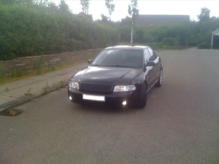 Audi a4 ( SOLGT ) billede 2
